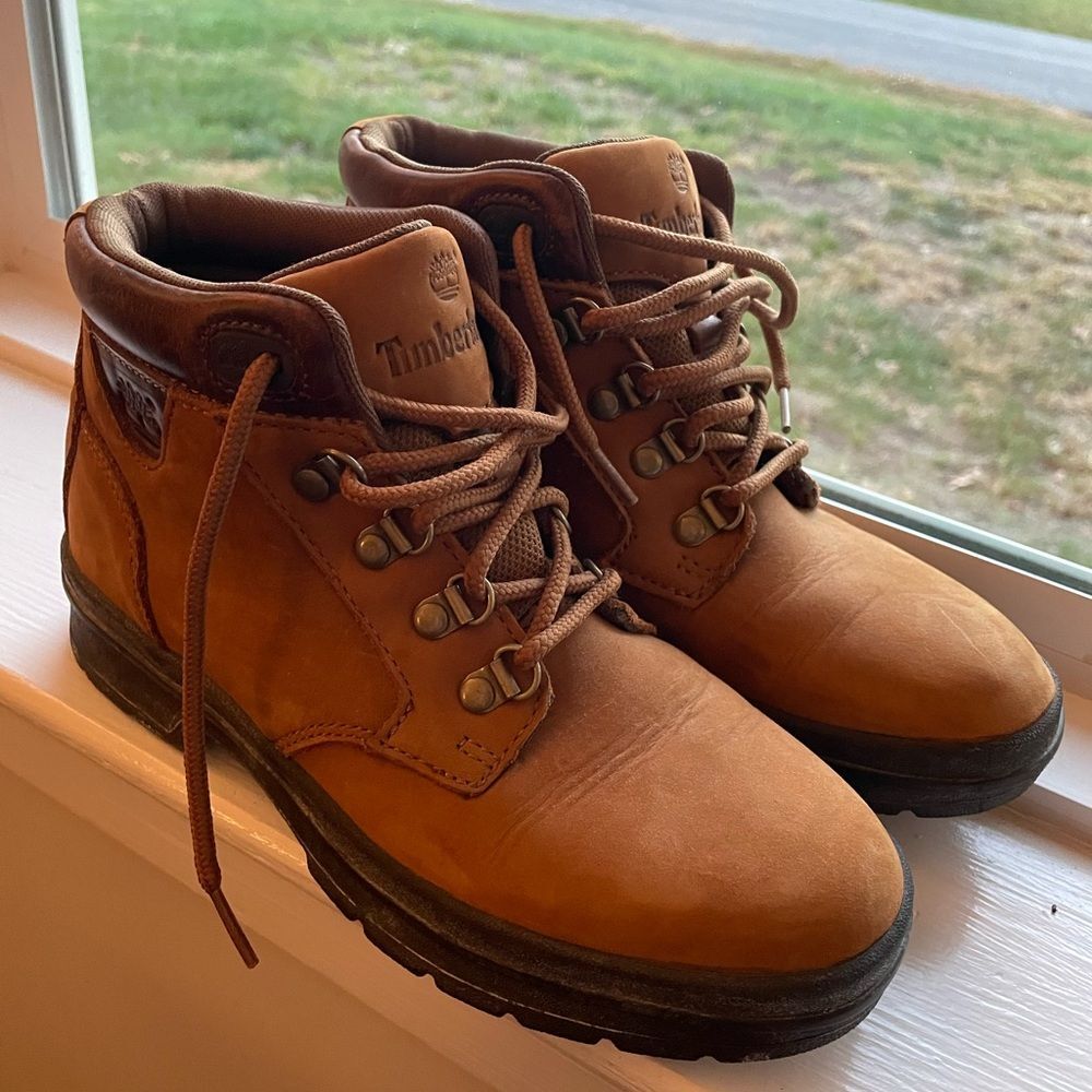 Timberland “Mattie” Tan Leather Ankle Boots